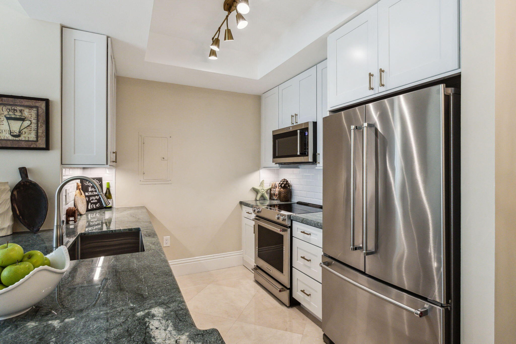 99 SE Mizner Boulevard 547