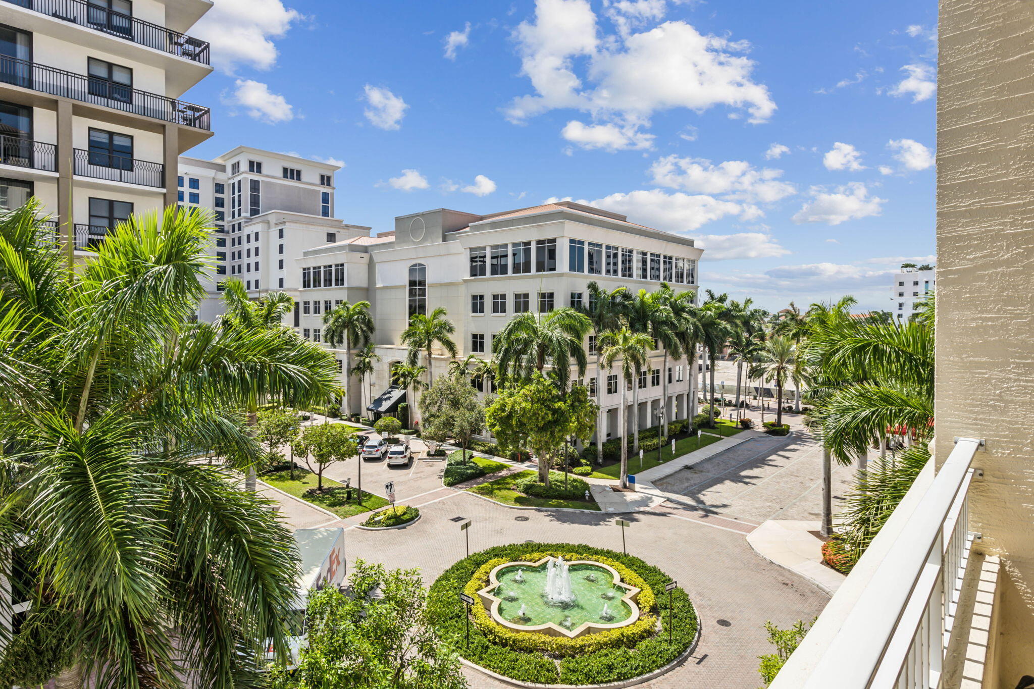 99 SE Mizner Boulevard 547