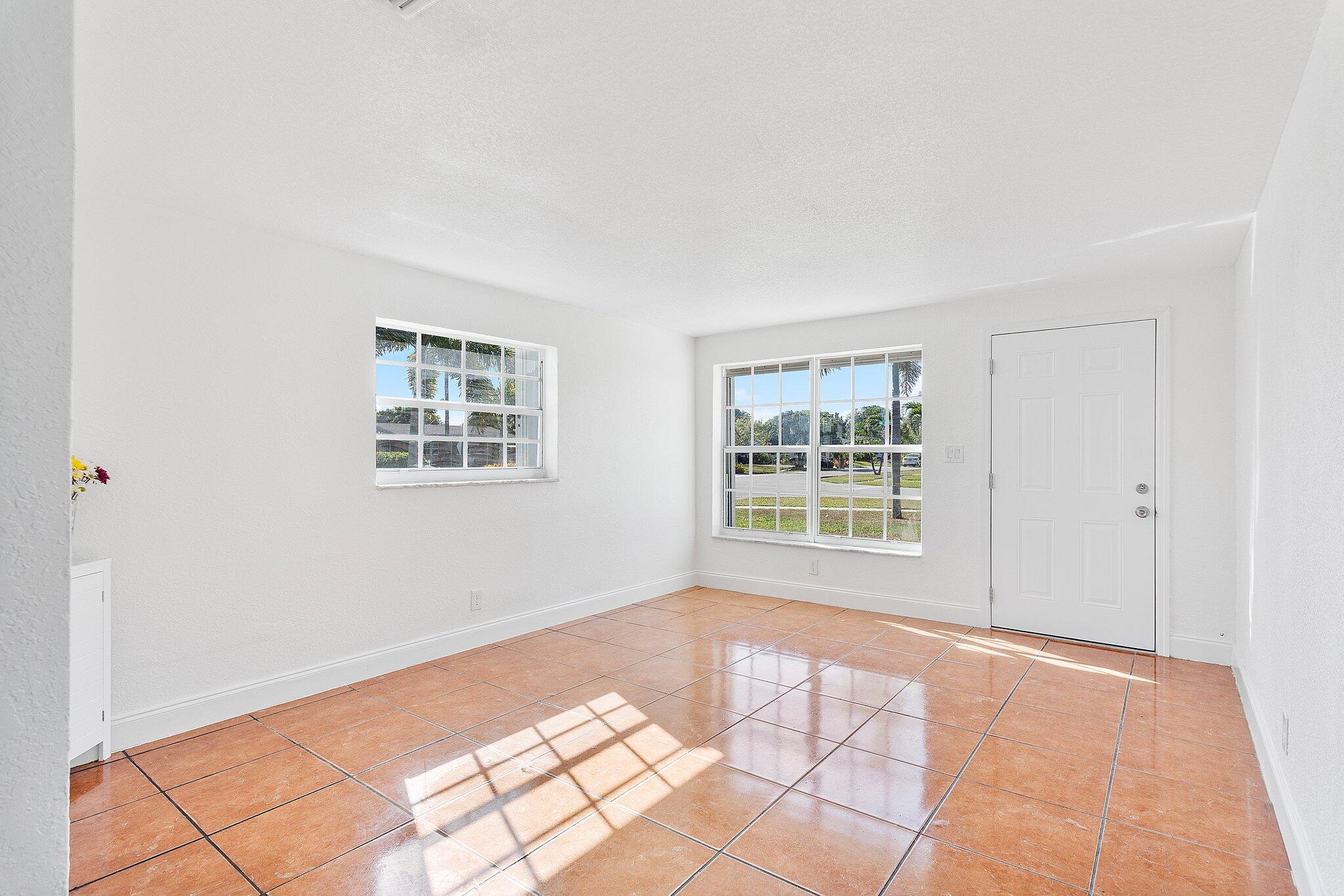 307 NW 4th Place