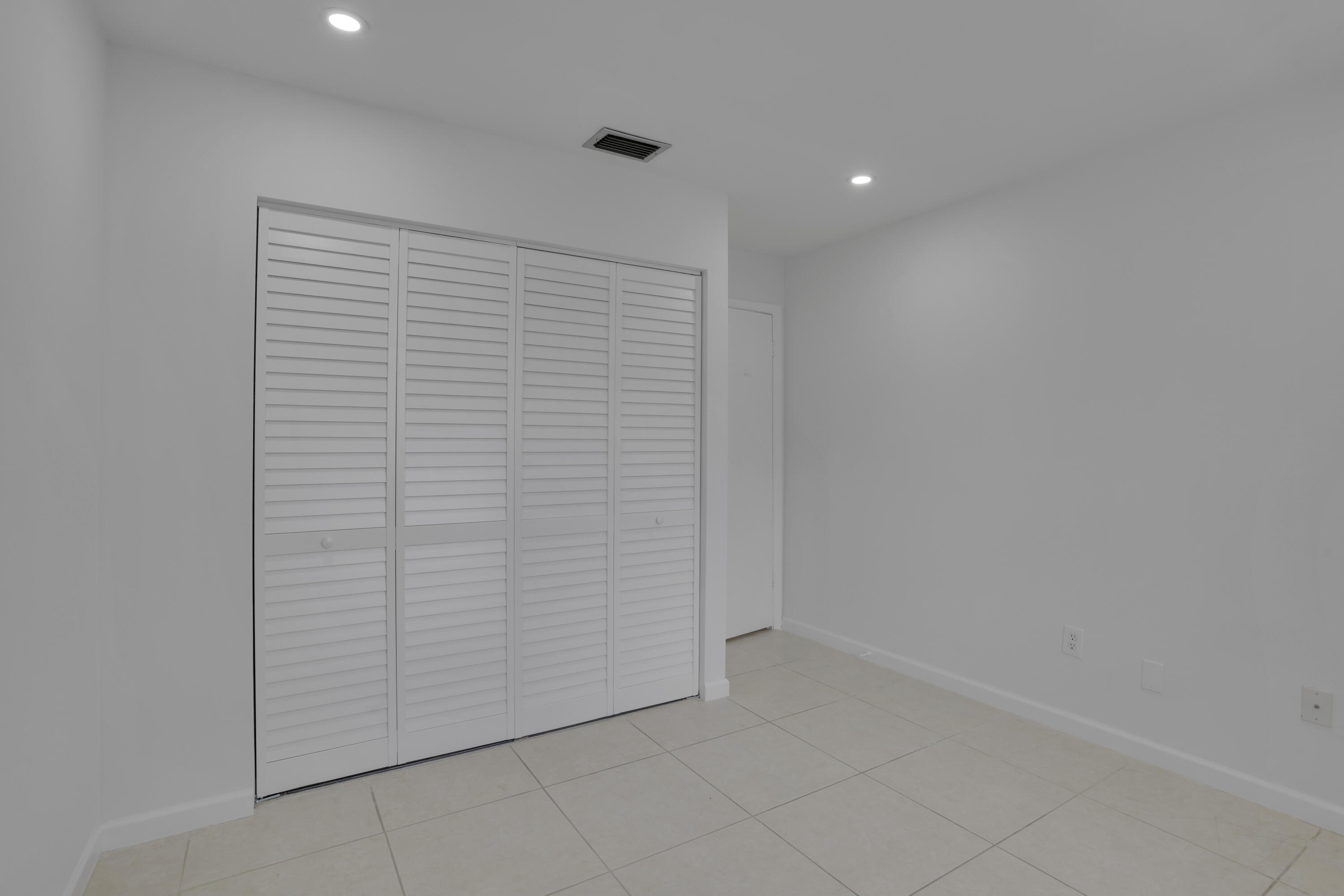 315 NW 36th Avenue