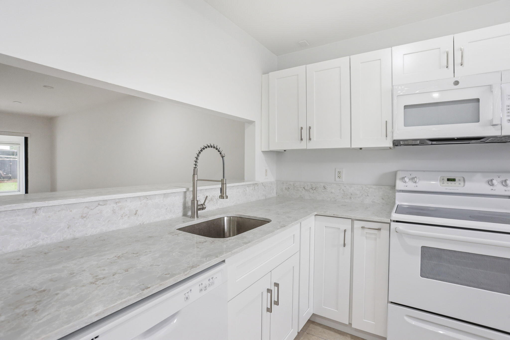 315 NW 36th Avenue