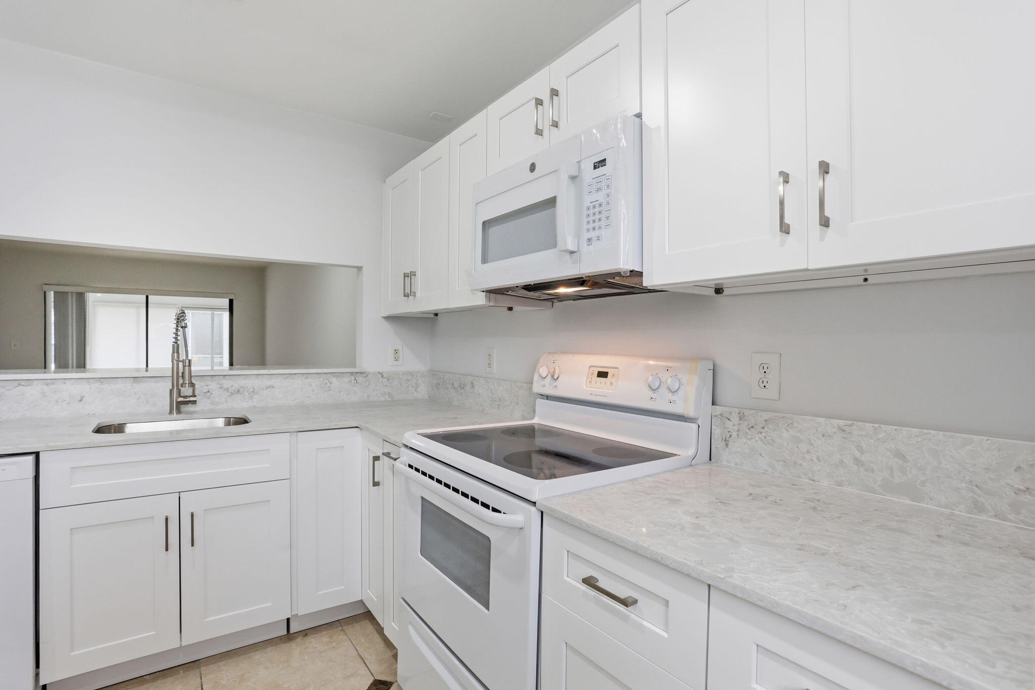 315 NW 36th Avenue
