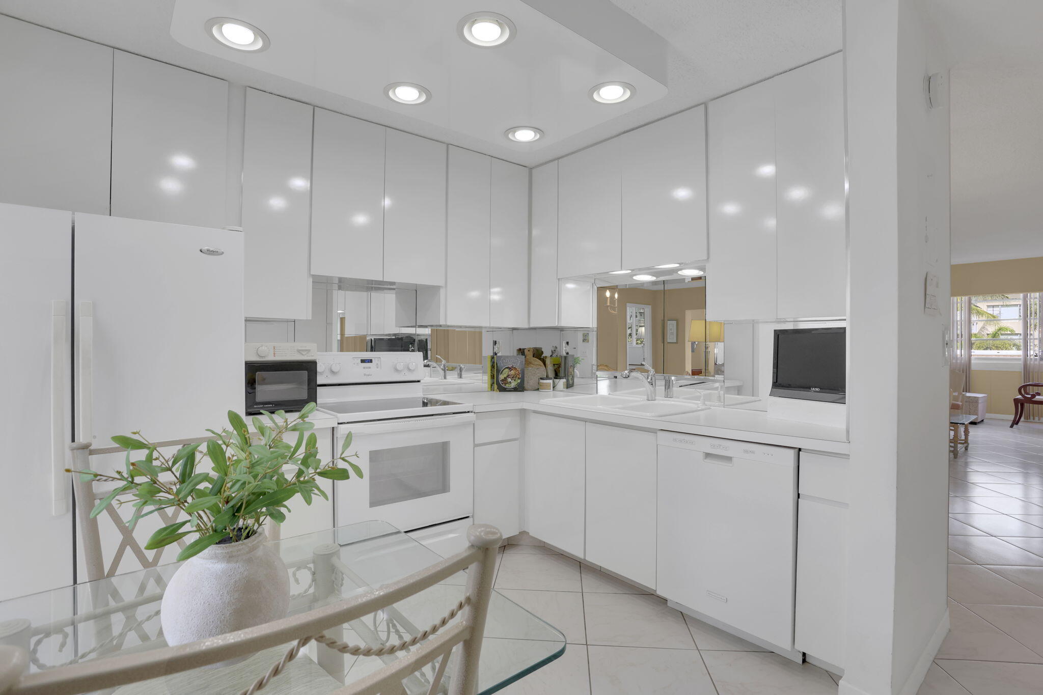 1891 S Ocean Drive 202