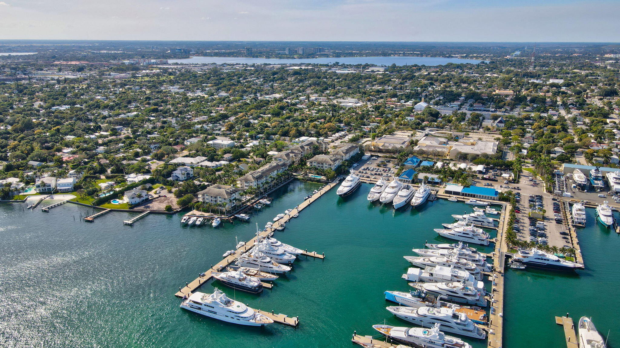 3960 N Flagler Drive 402