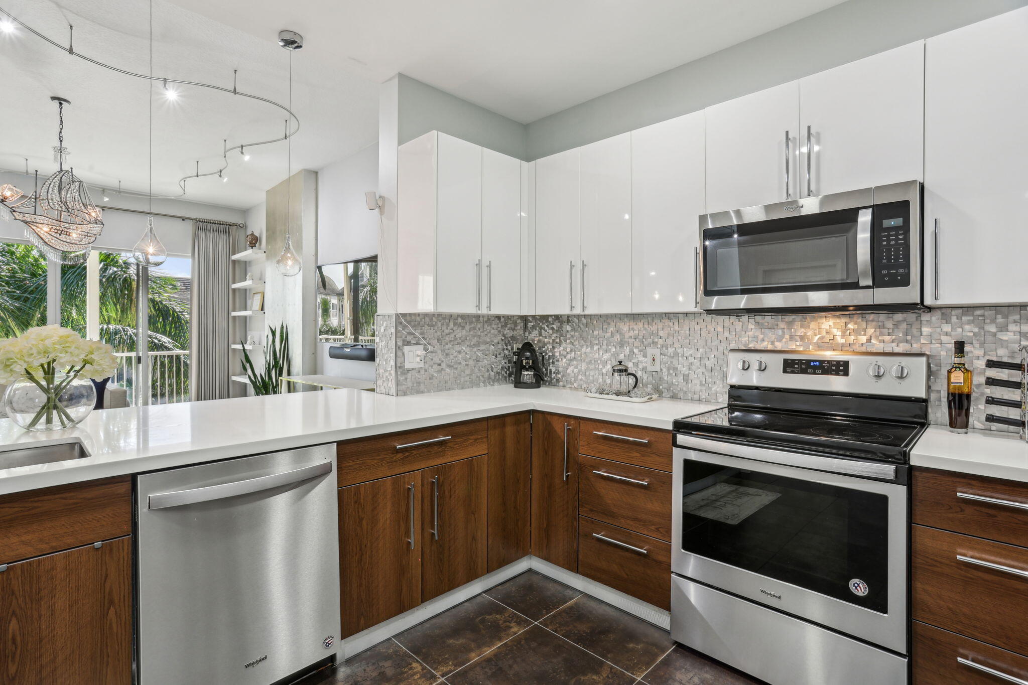 3960 N Flagler Drive 402