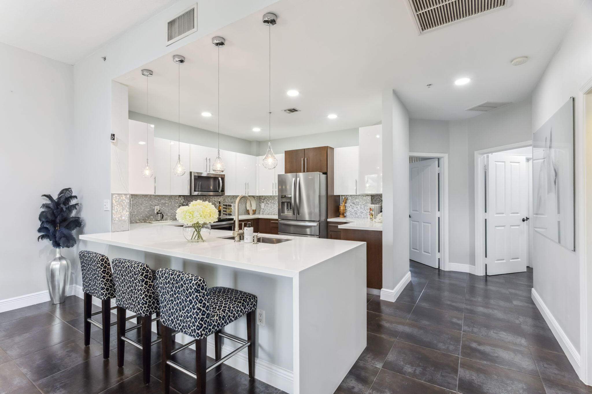 3960 N Flagler Drive 402