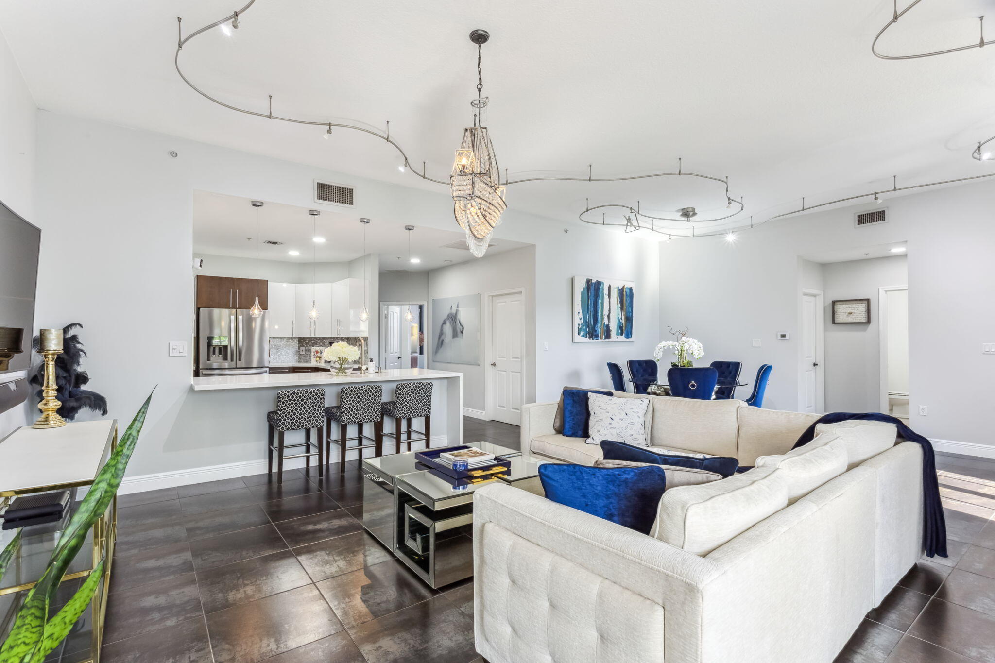 3960 N Flagler Drive 402