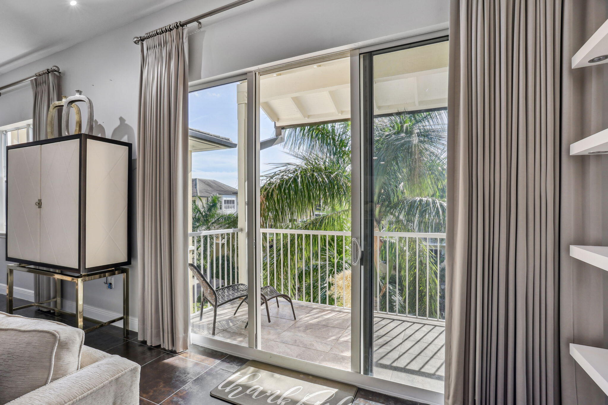 3960 N Flagler Drive 402