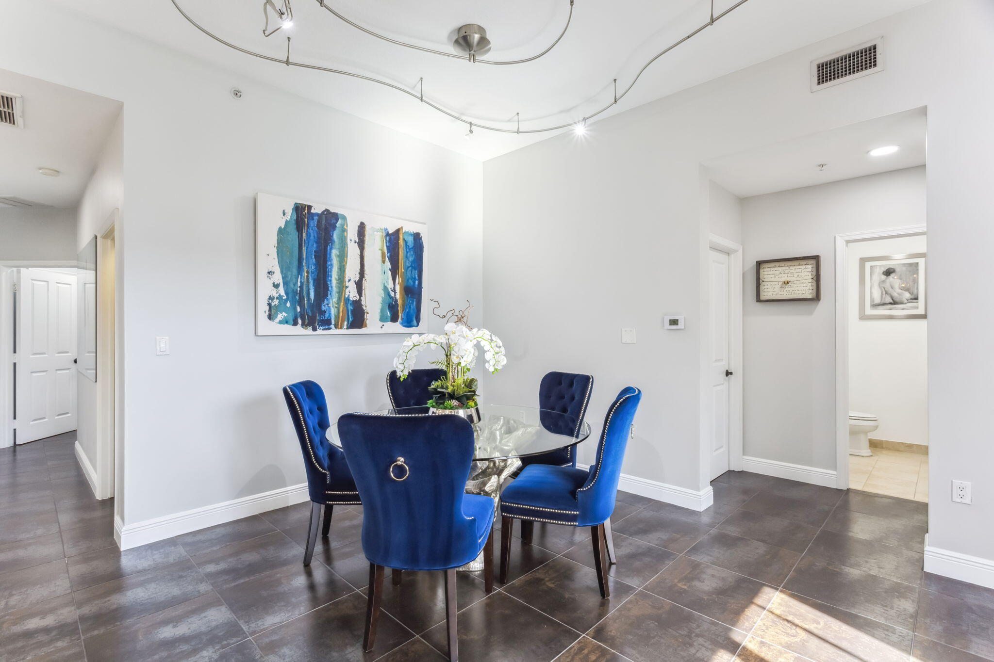 3960 N Flagler Drive 402