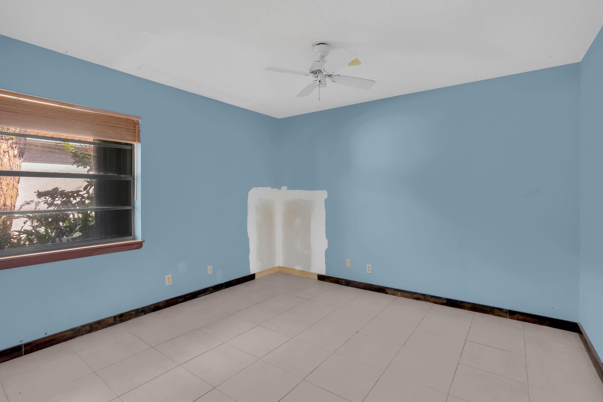 21143 Escondido Way N