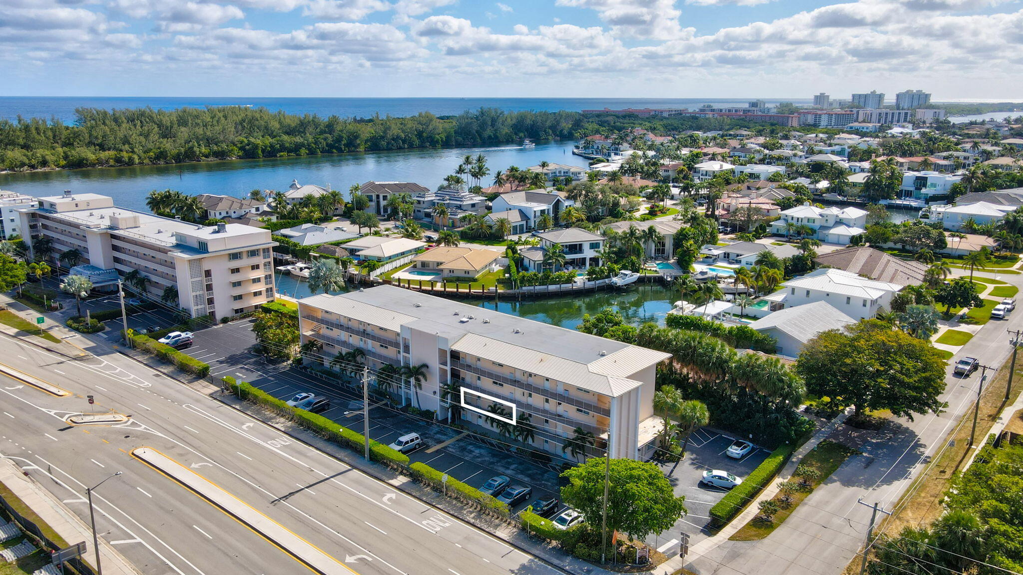 698 NE Spanish River Boulevard 24, Boca Raton Unit: 24
