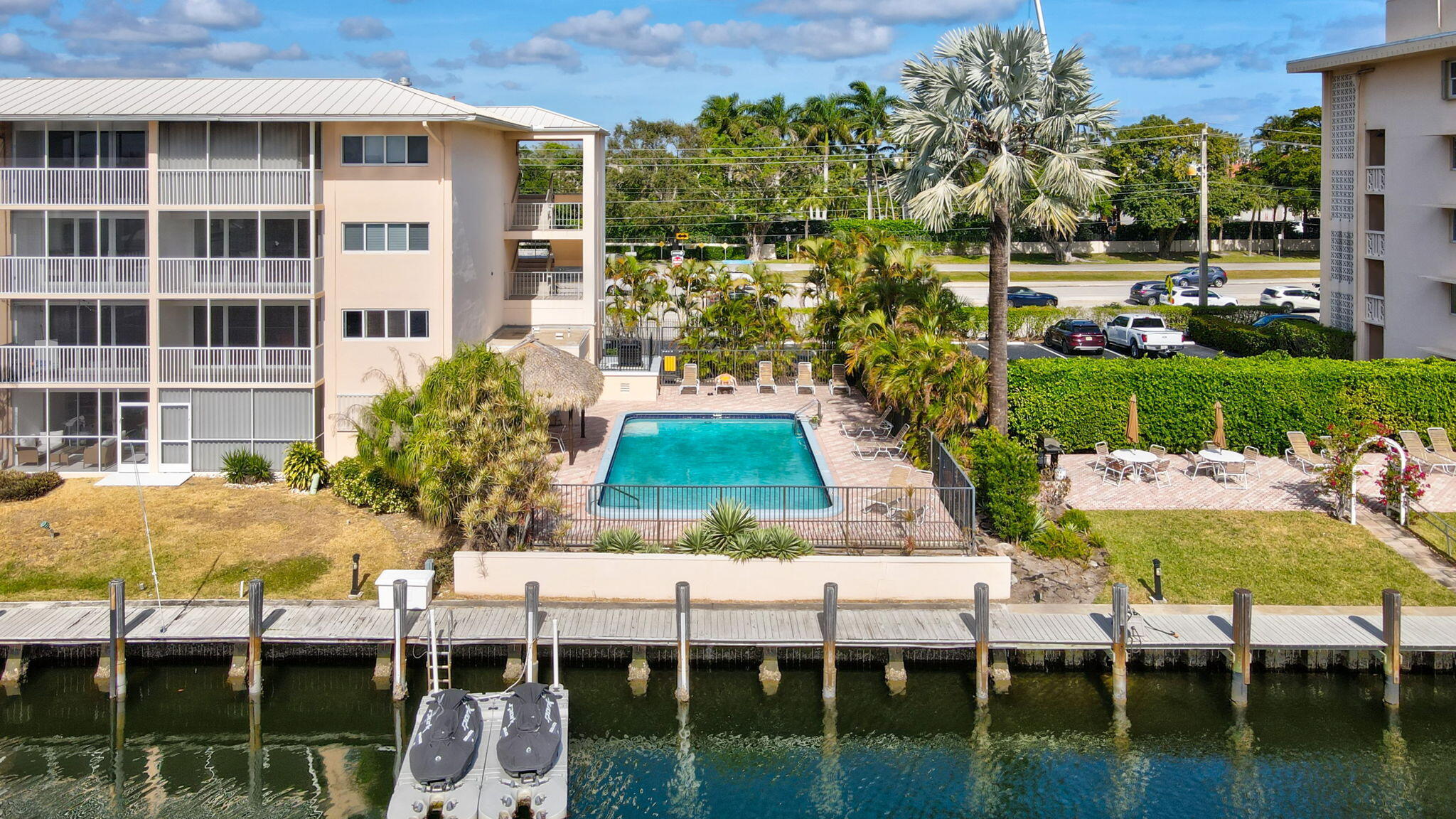 698 NE Spanish River Boulevard 24, Boca Raton Unit: 24