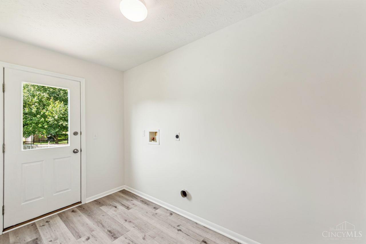 4610 Hallandale Drive