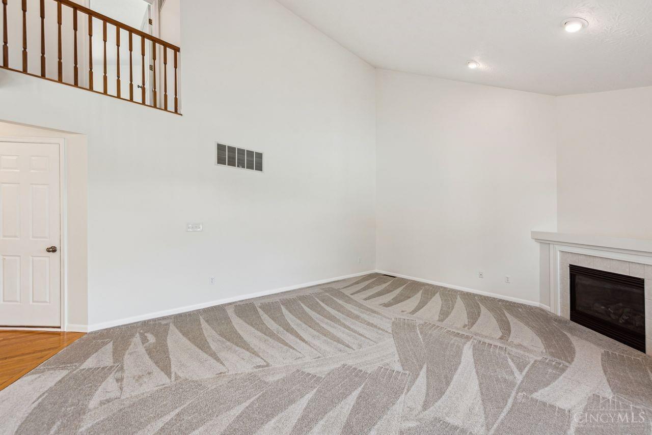 4610 Hallandale Drive