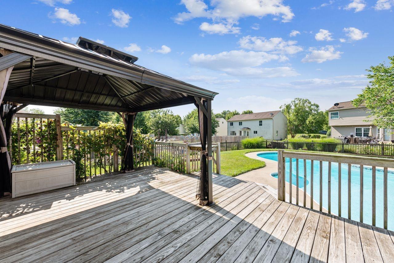 4610 Hallandale Drive