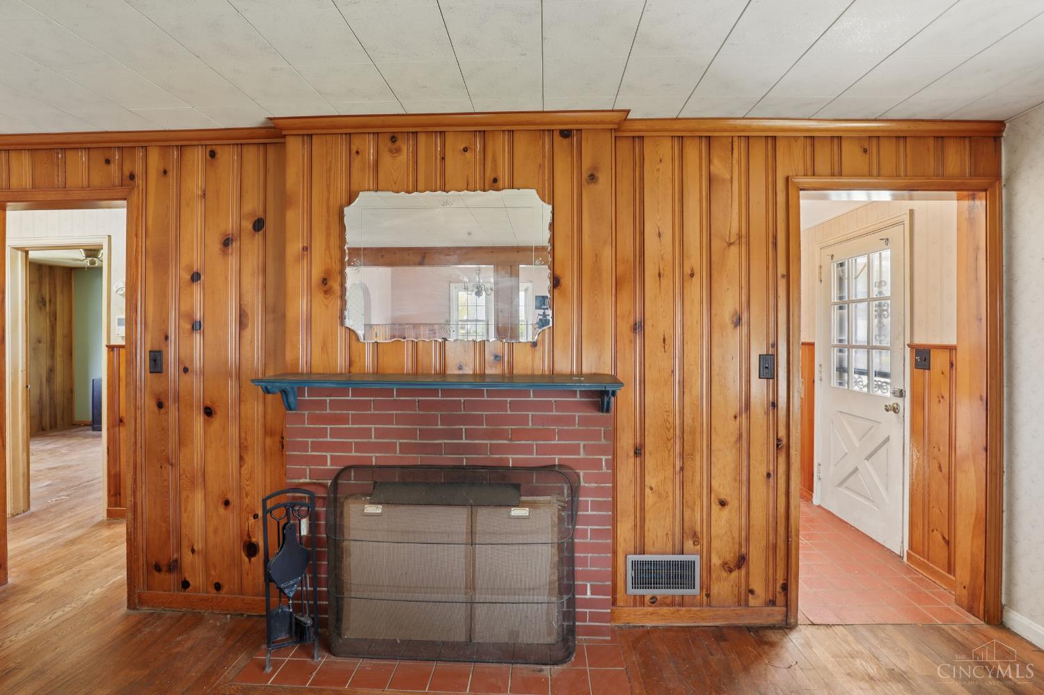 1488 Hill Avenue