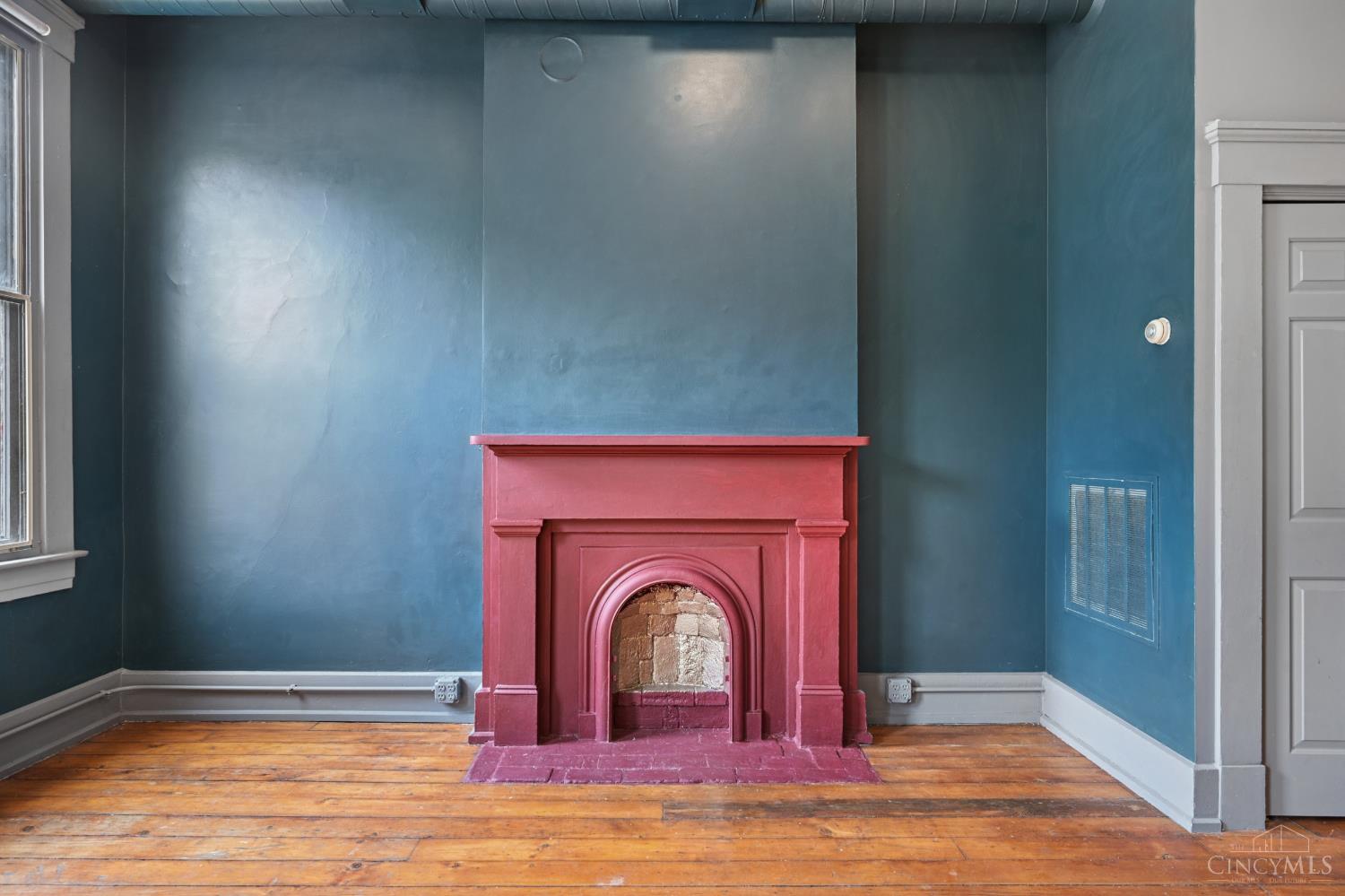 1341 Main Street 3