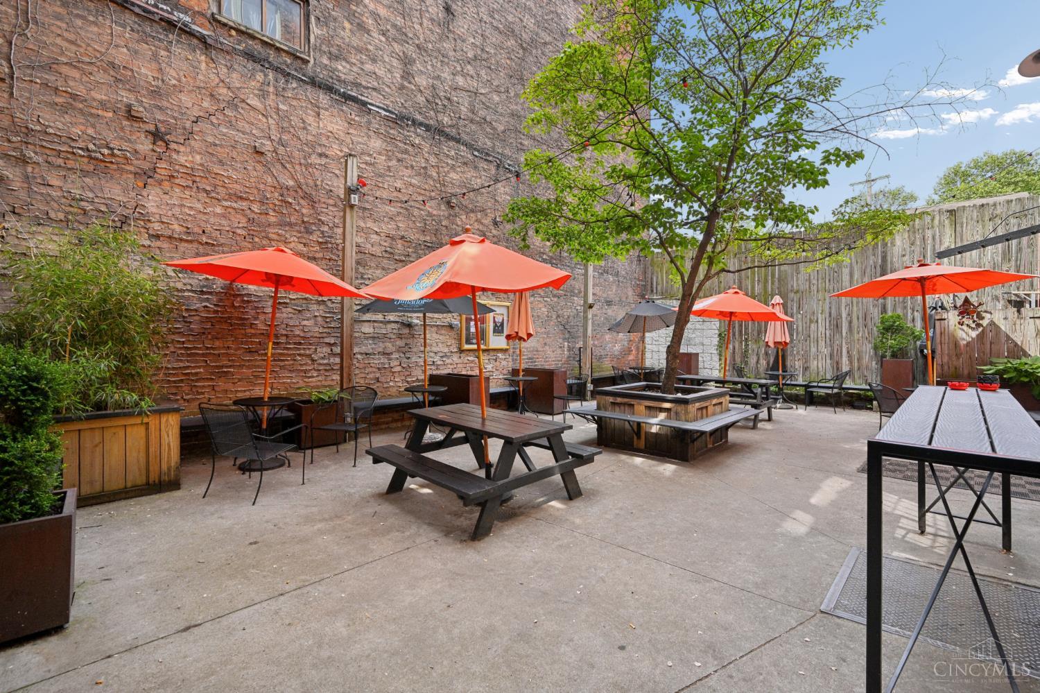 1341 Main Street 3