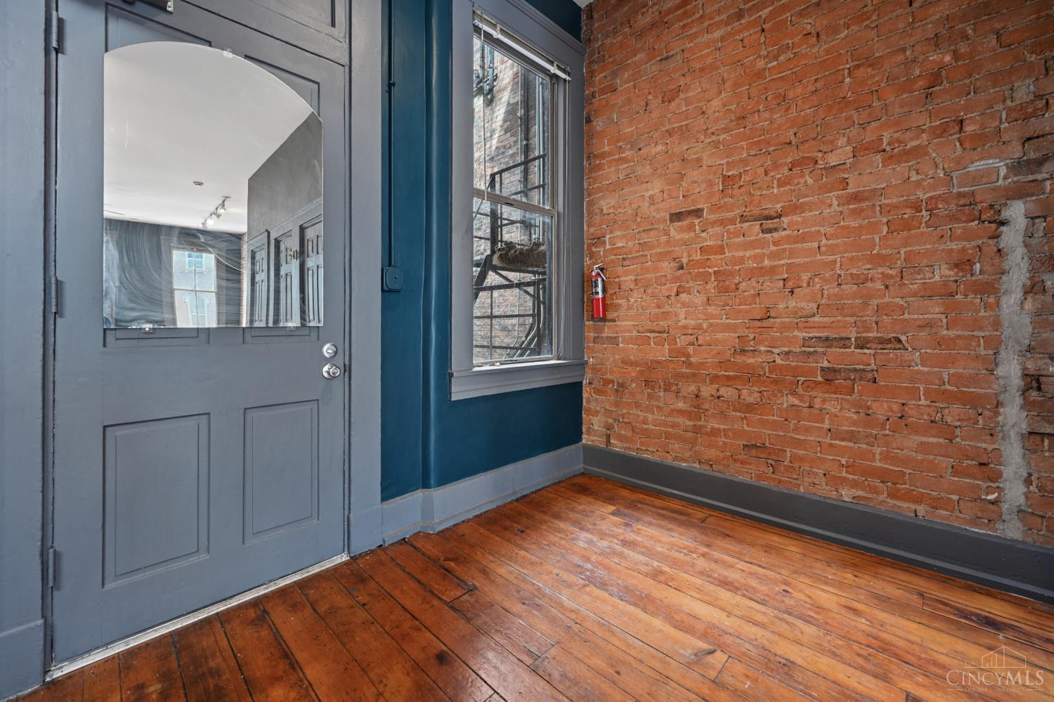 1341 Main Street 3
