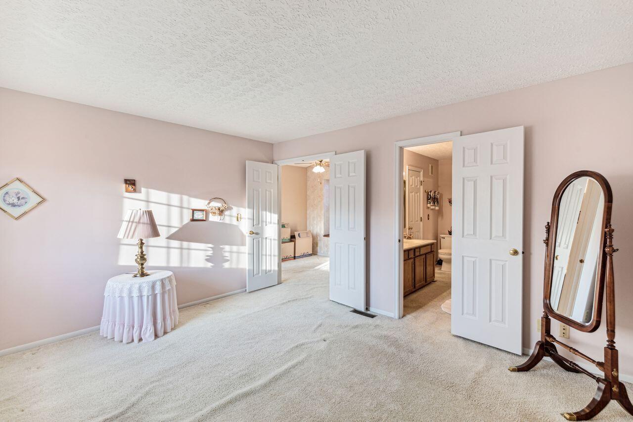 1680 Shady Cove Lane