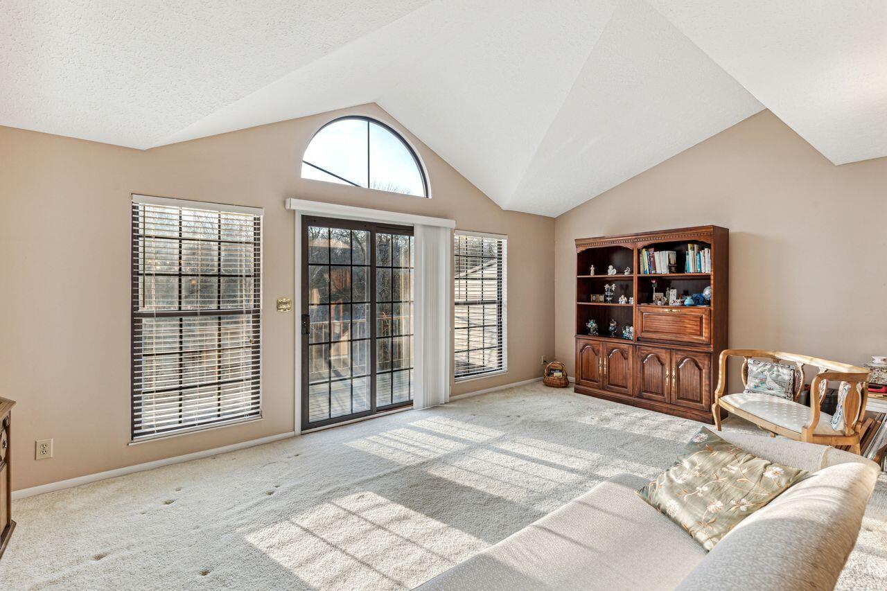 1680 Shady Cove Lane