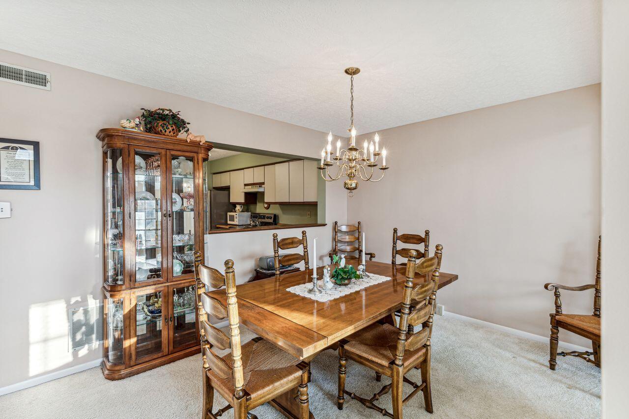 1680 Shady Cove Lane