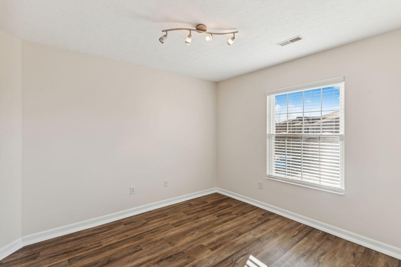 2236 Jackson Court, 300