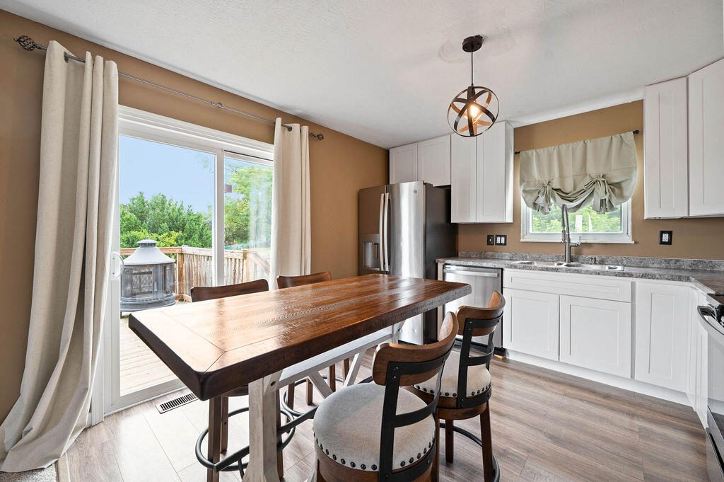 7744 Arrow wood Drive