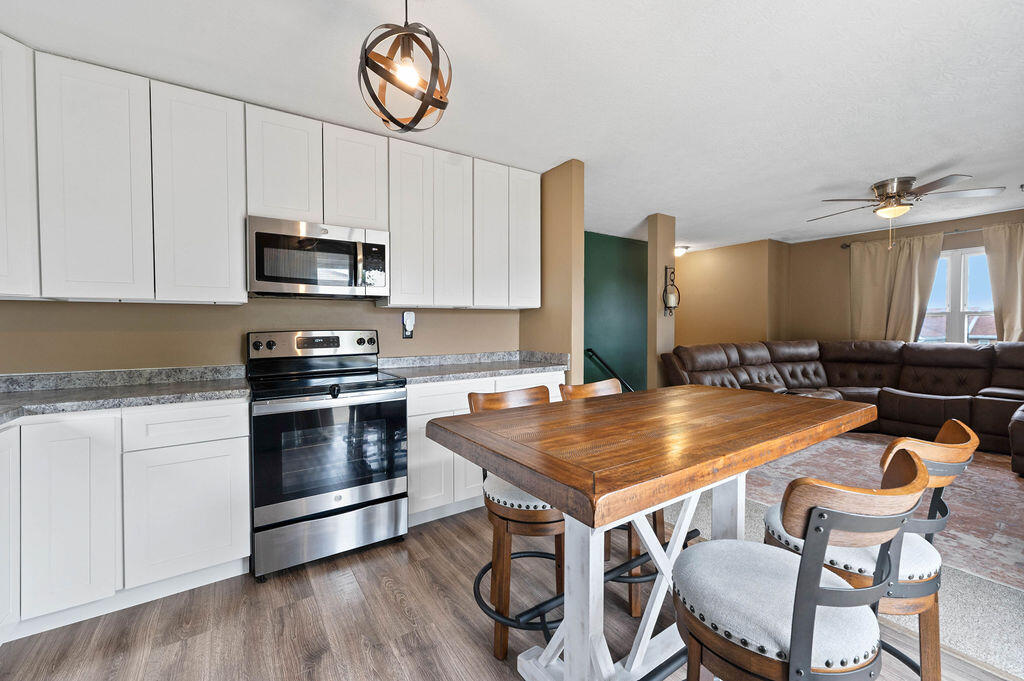 7744 Arrow wood Drive
