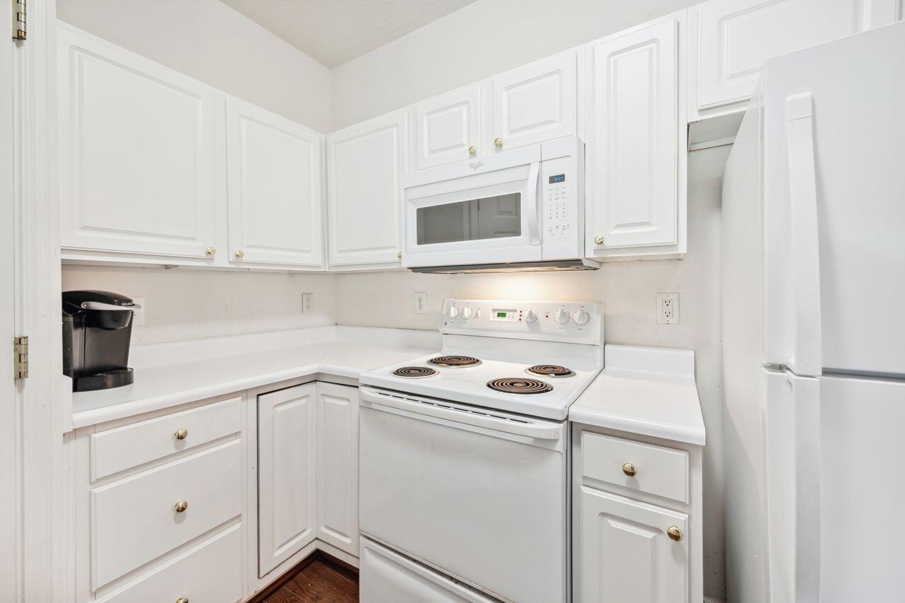 152 Saddlebrook Lane, 475