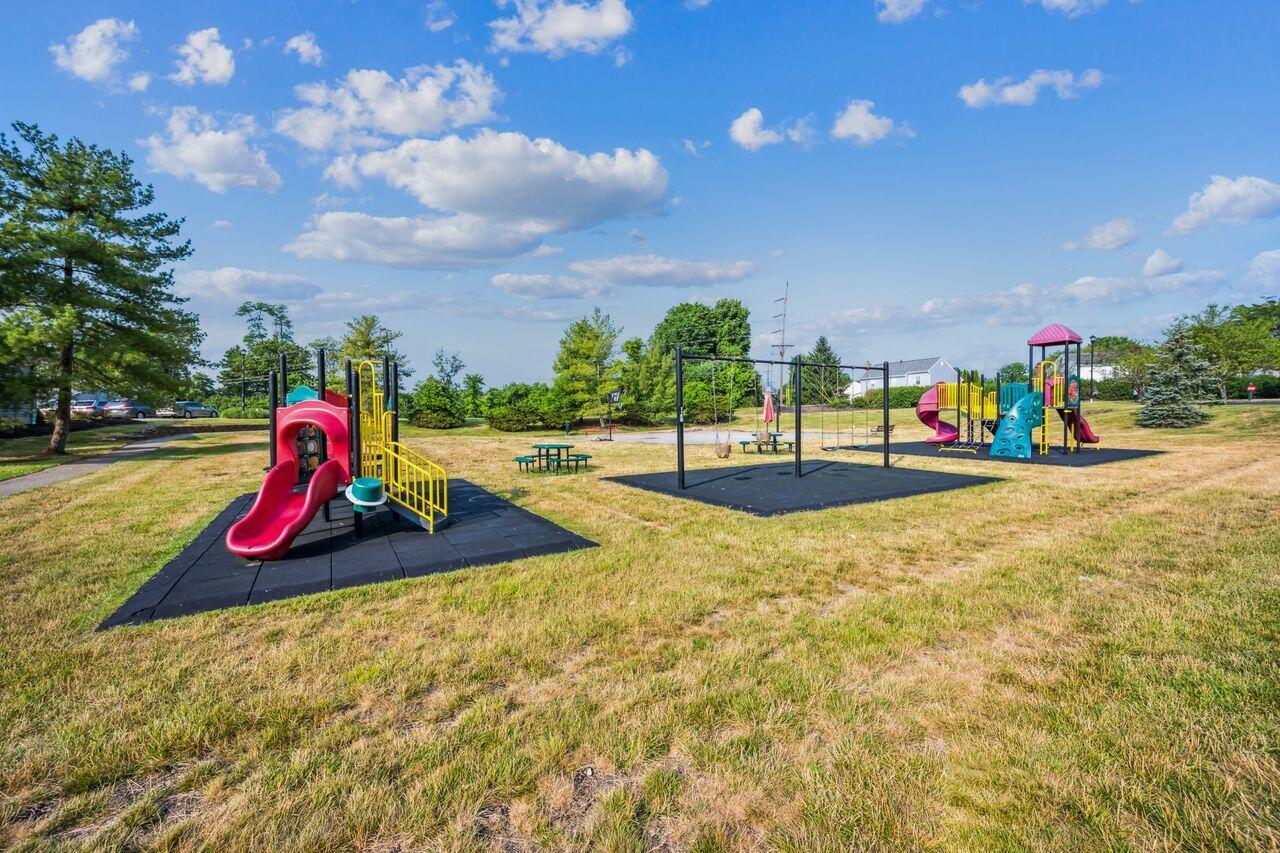 152 Saddlebrook Lane, 475