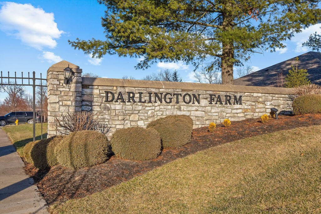 2316 Northmoor Lane, 208