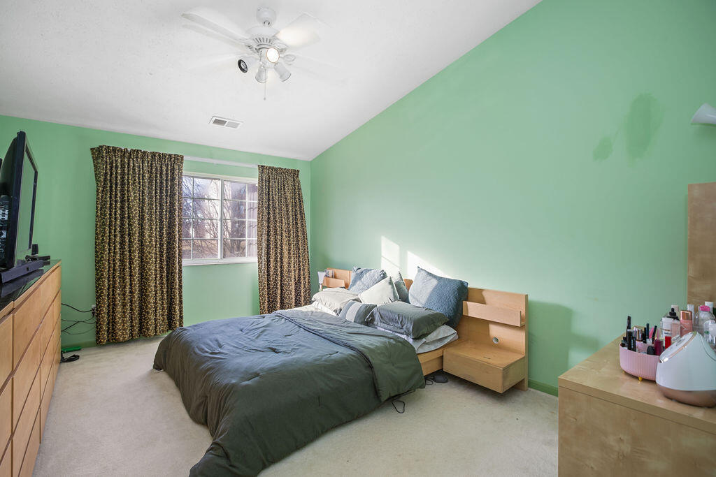 2316 Northmoor Lane, 208