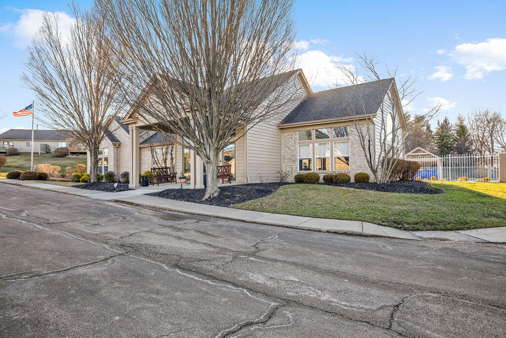 2316 Northmoor Lane, 208