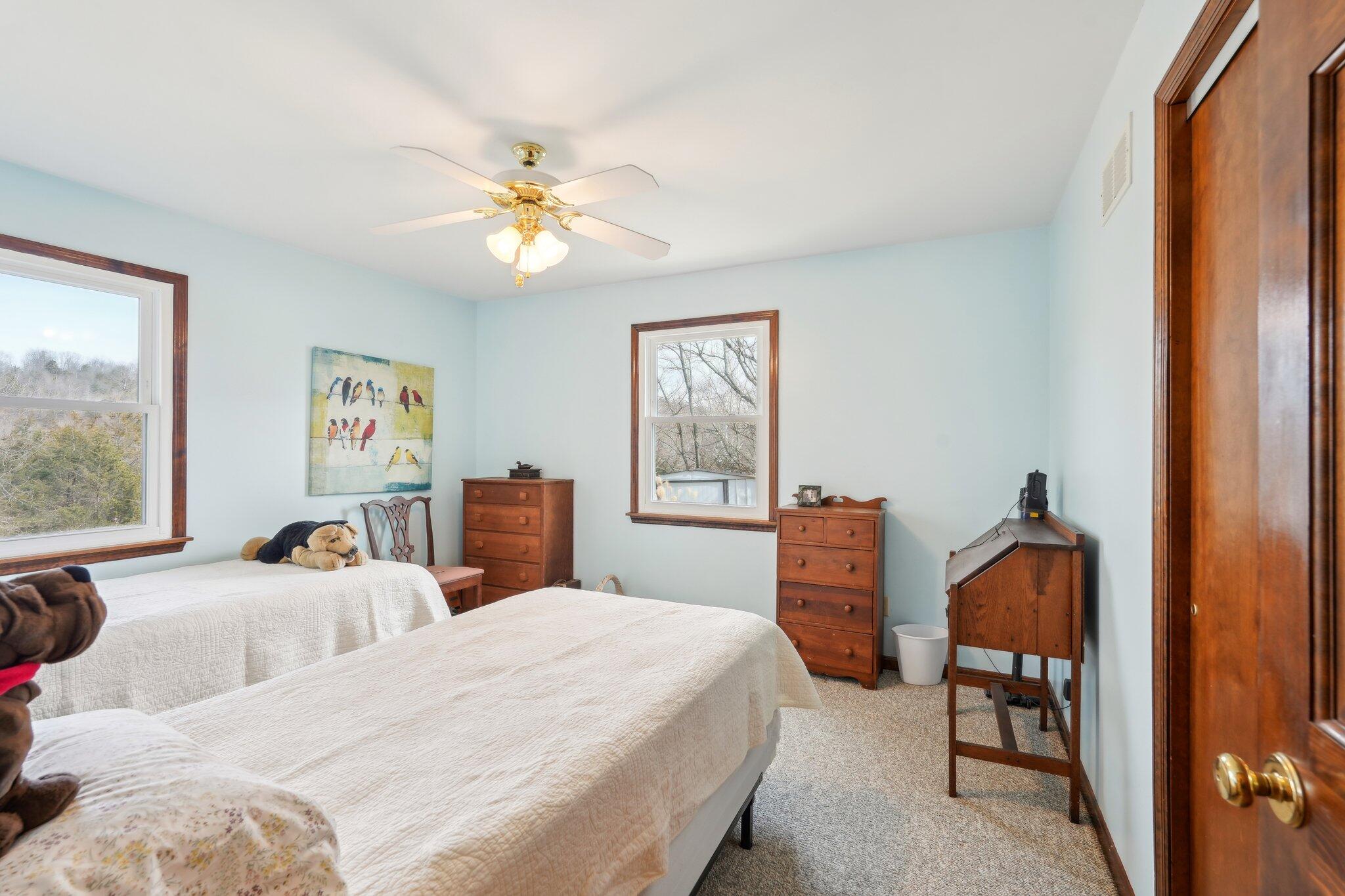 8022 Stonehouse Road