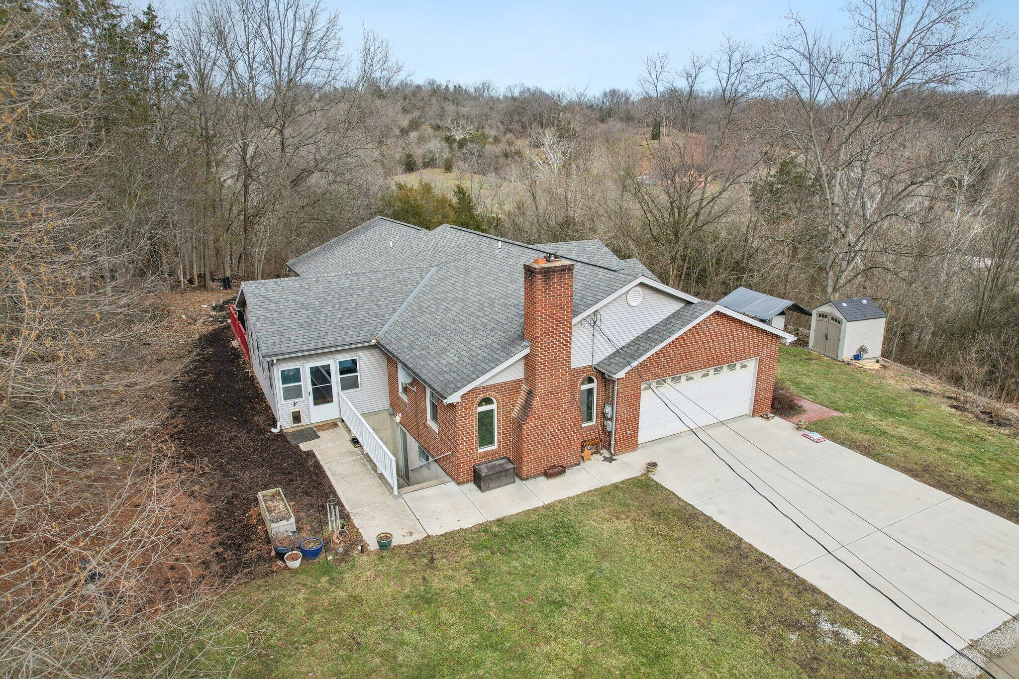 8022 Stonehouse Road