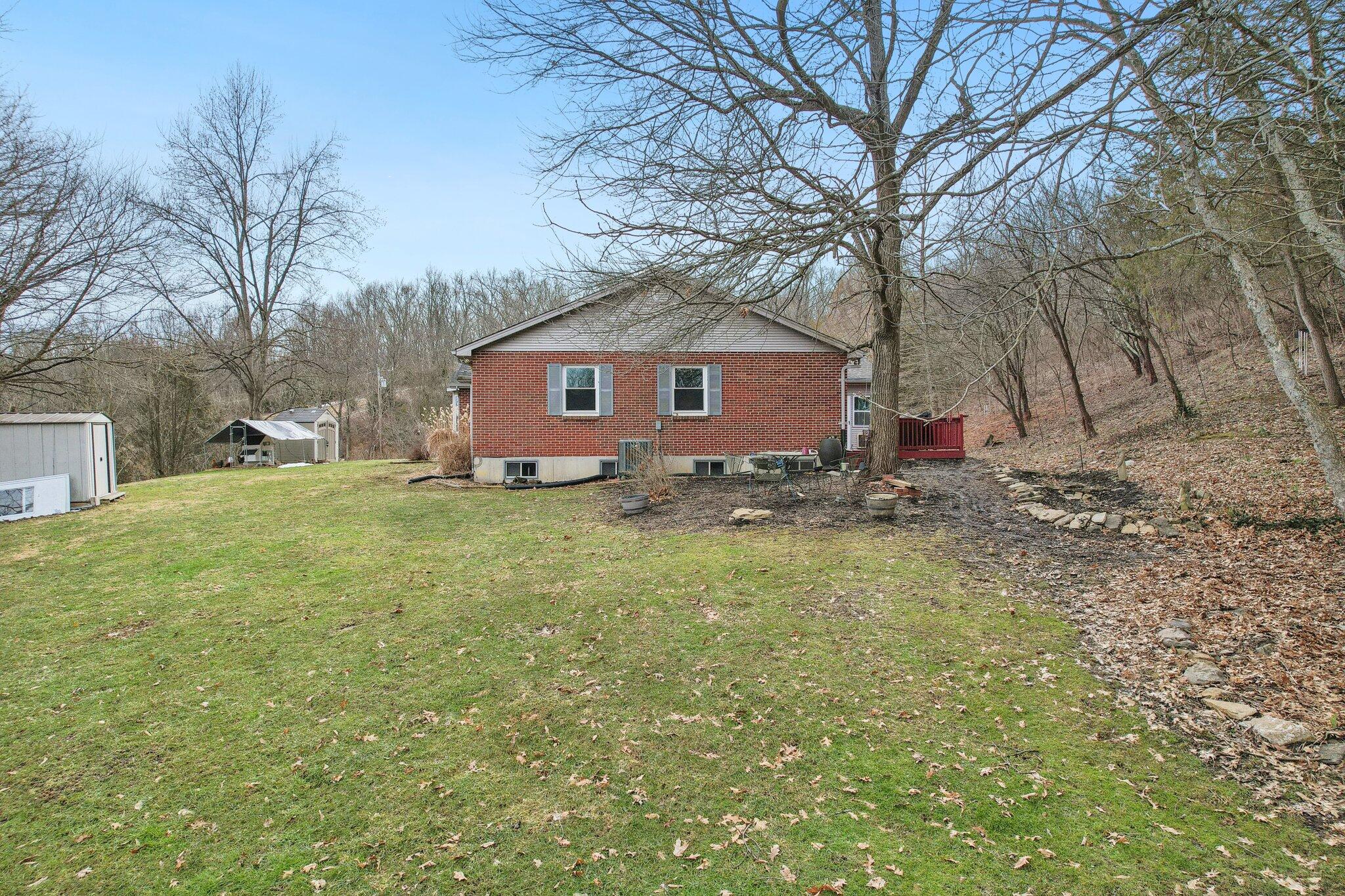 8022 Stonehouse Road