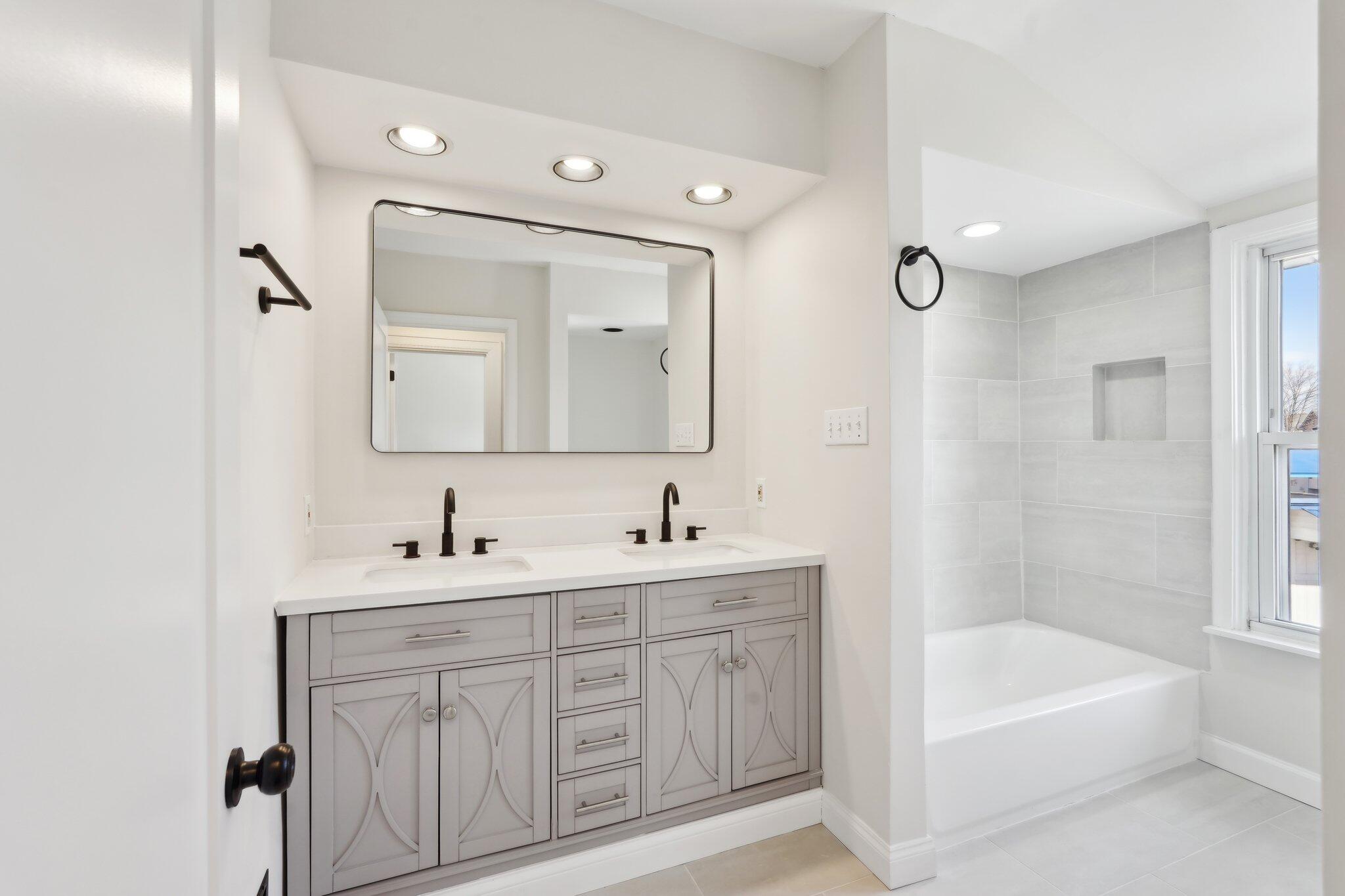 835 N Fort Thomas Avenue