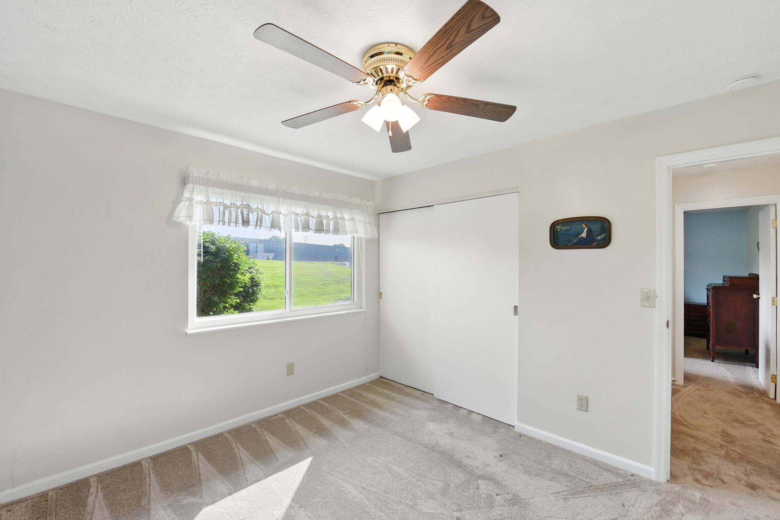 1070 Oakgrove Court, 1