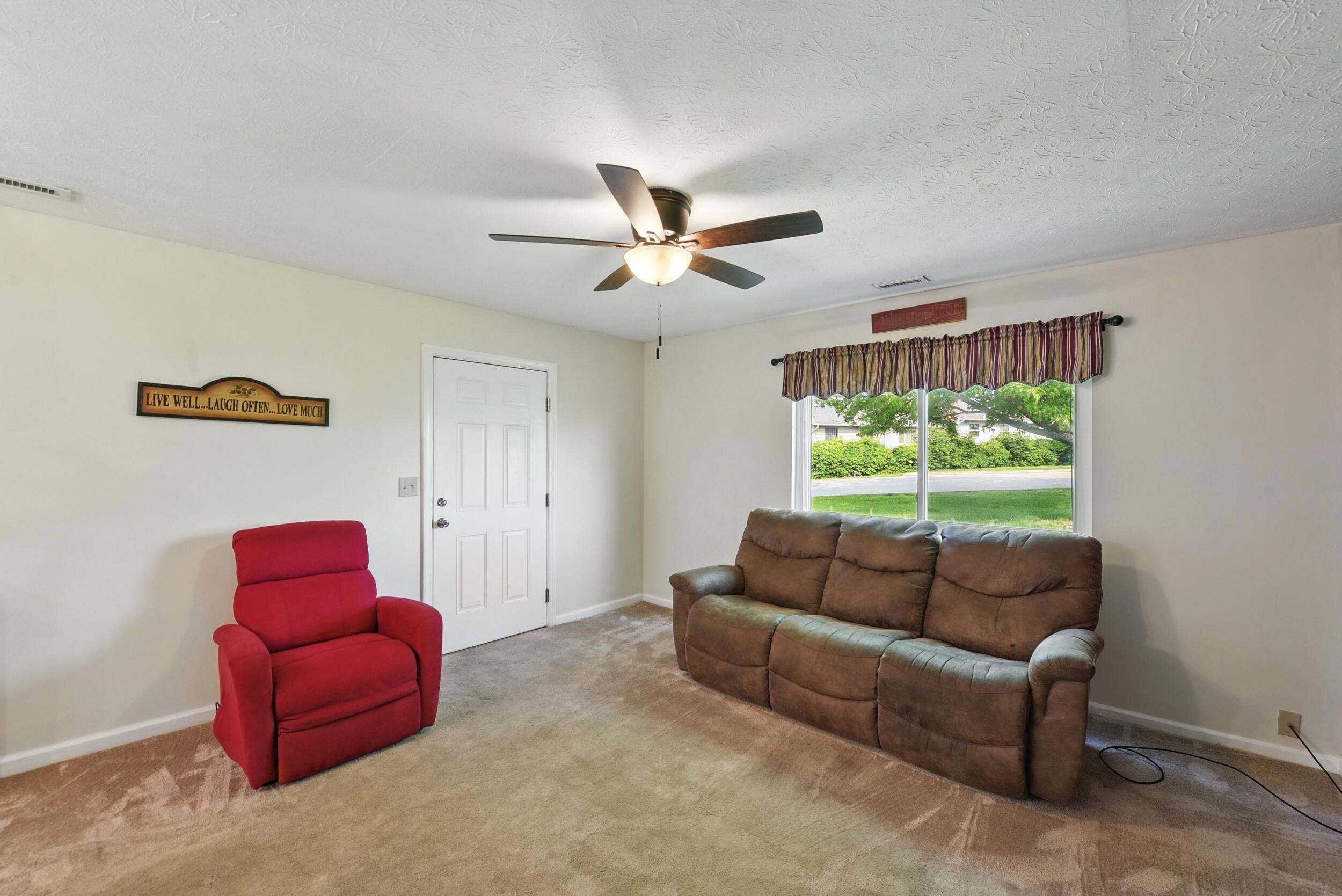 1070 Oakgrove Court, 1