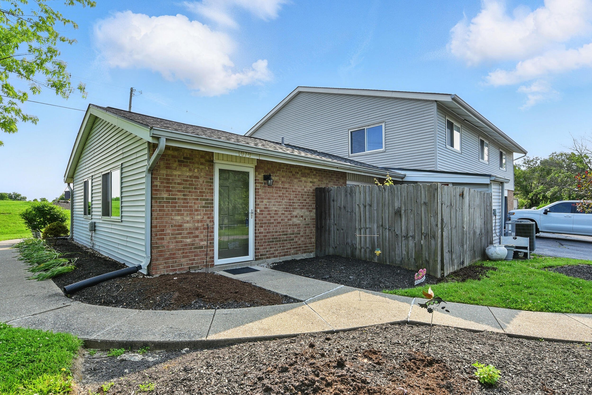 1070 Oakgrove Court, 1