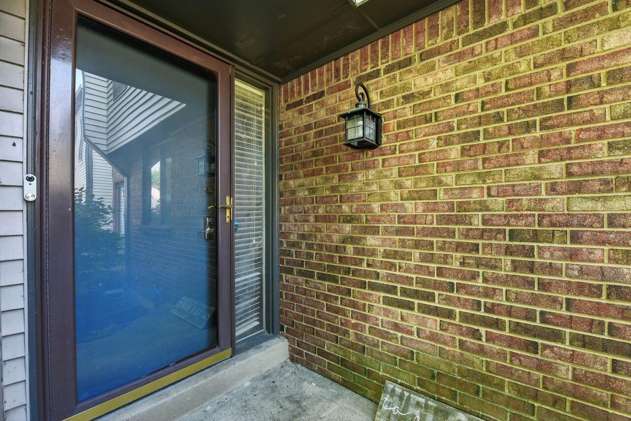 902 Lost Valley Court