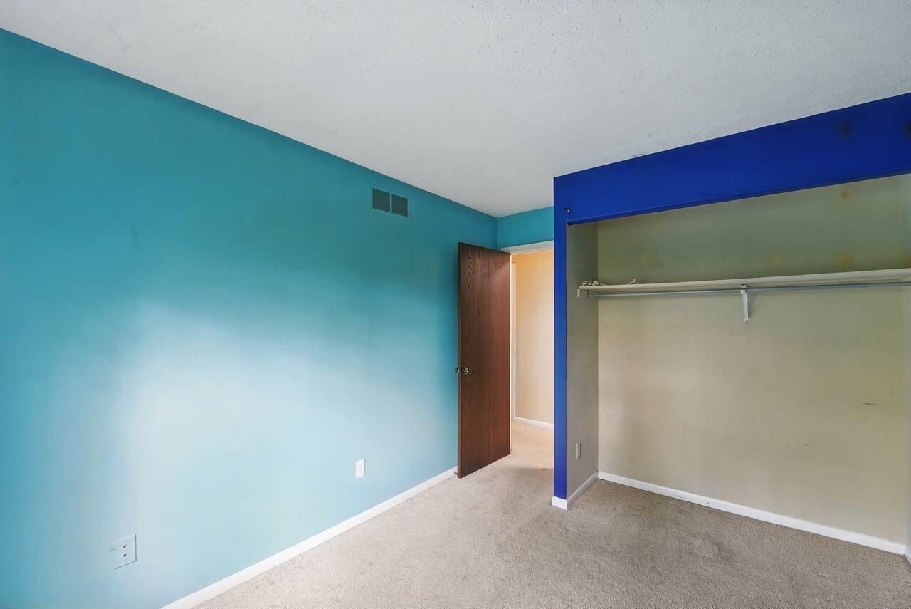 902 Lost Valley Court