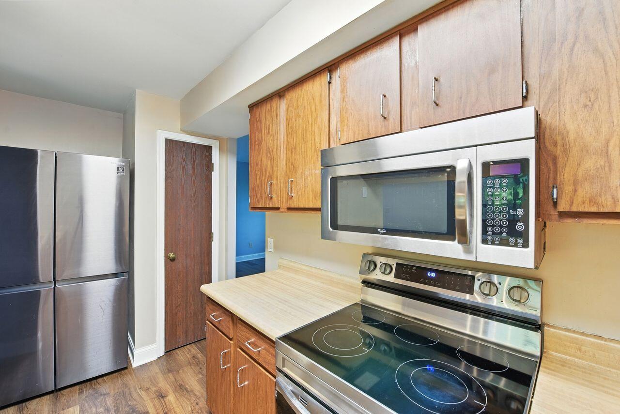 902 Lost Valley Court