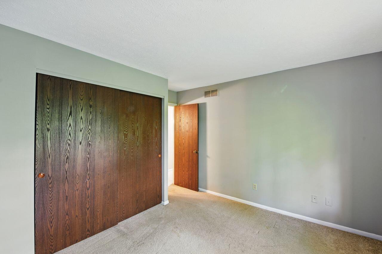 902 Lost Valley Court