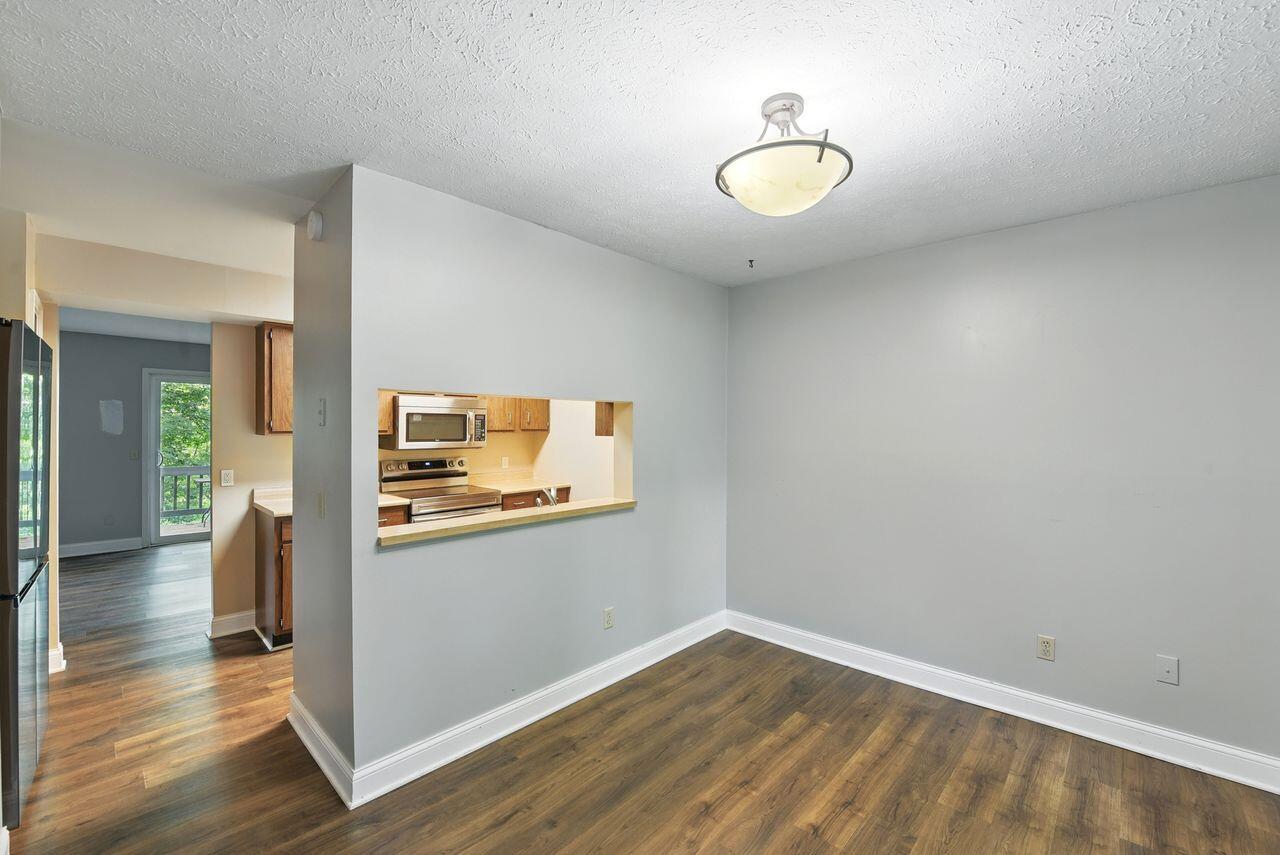 902 Lost Valley Court