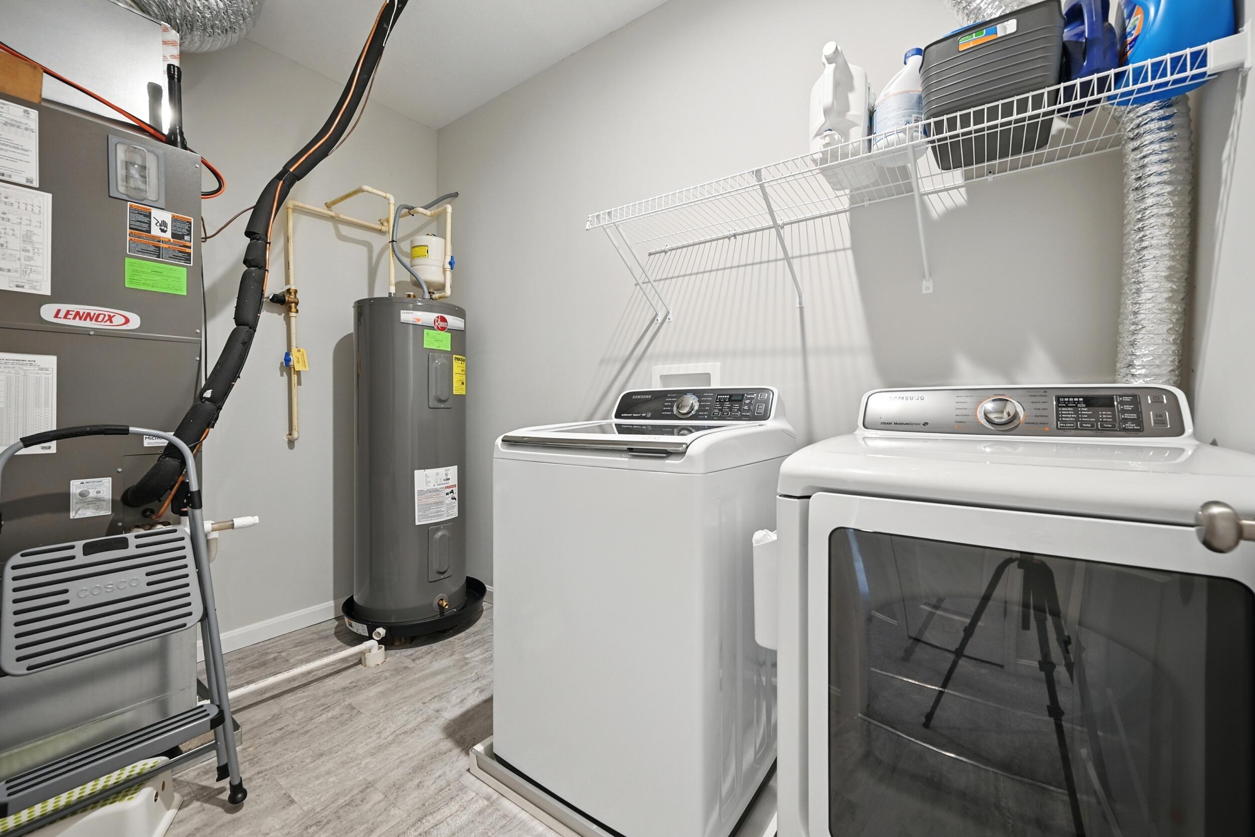 728 Streamside Drive, Upper