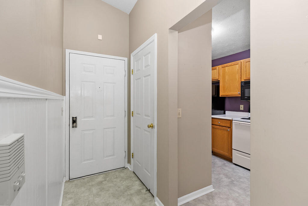2316 Northmoor Lane, 207
