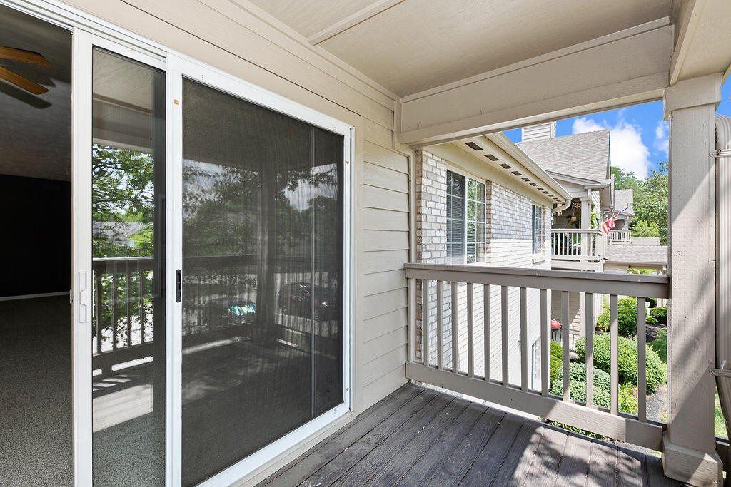 2316 Northmoor Lane, 207