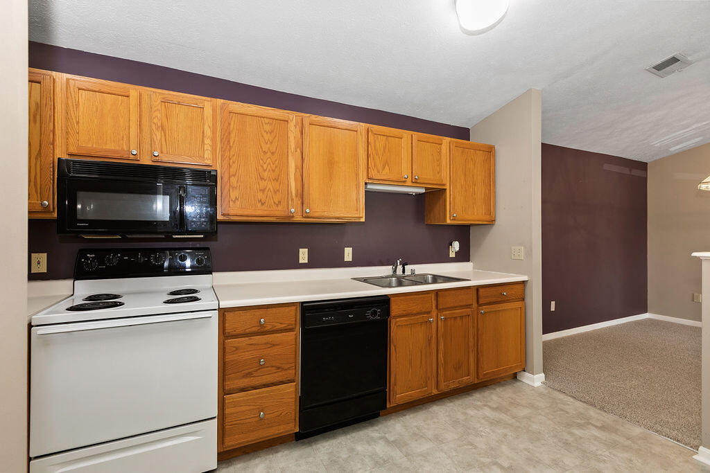 2316 Northmoor Lane, 207